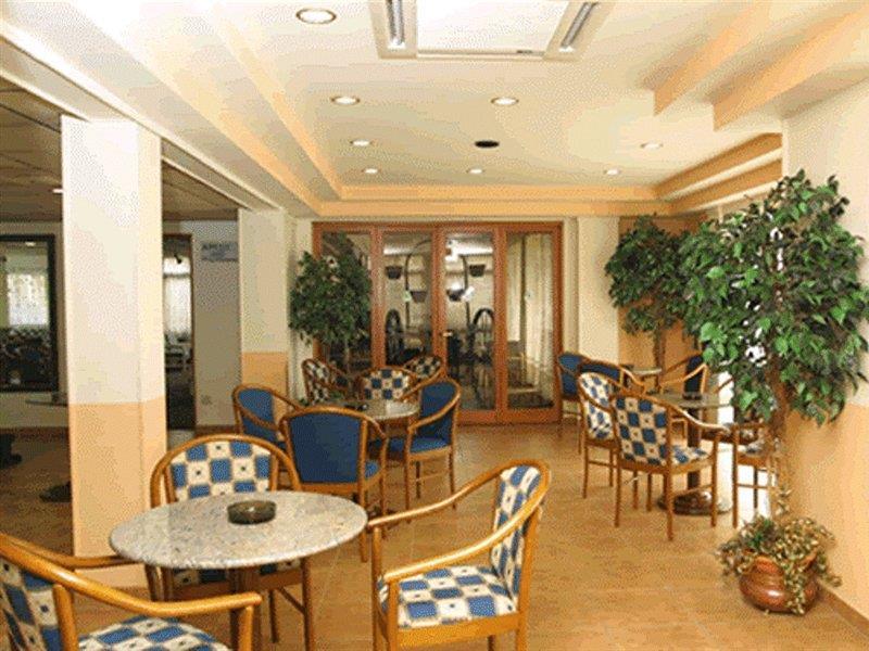 Pefkos City Hotel Лимасол Экстерьер фото